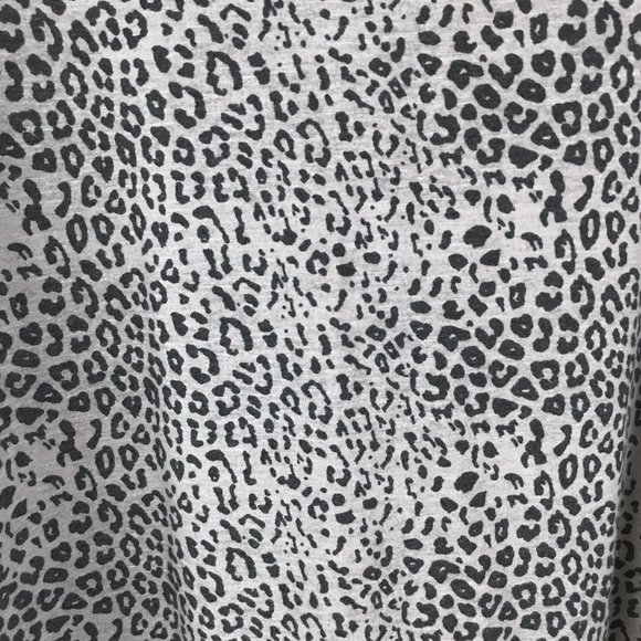 Lane Bryant Animal Print Tee Women's Plus Size 26/28 Crew Neck Long Sleeves - Picture 3 of 12